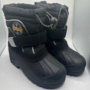 NWT Totes snow boots